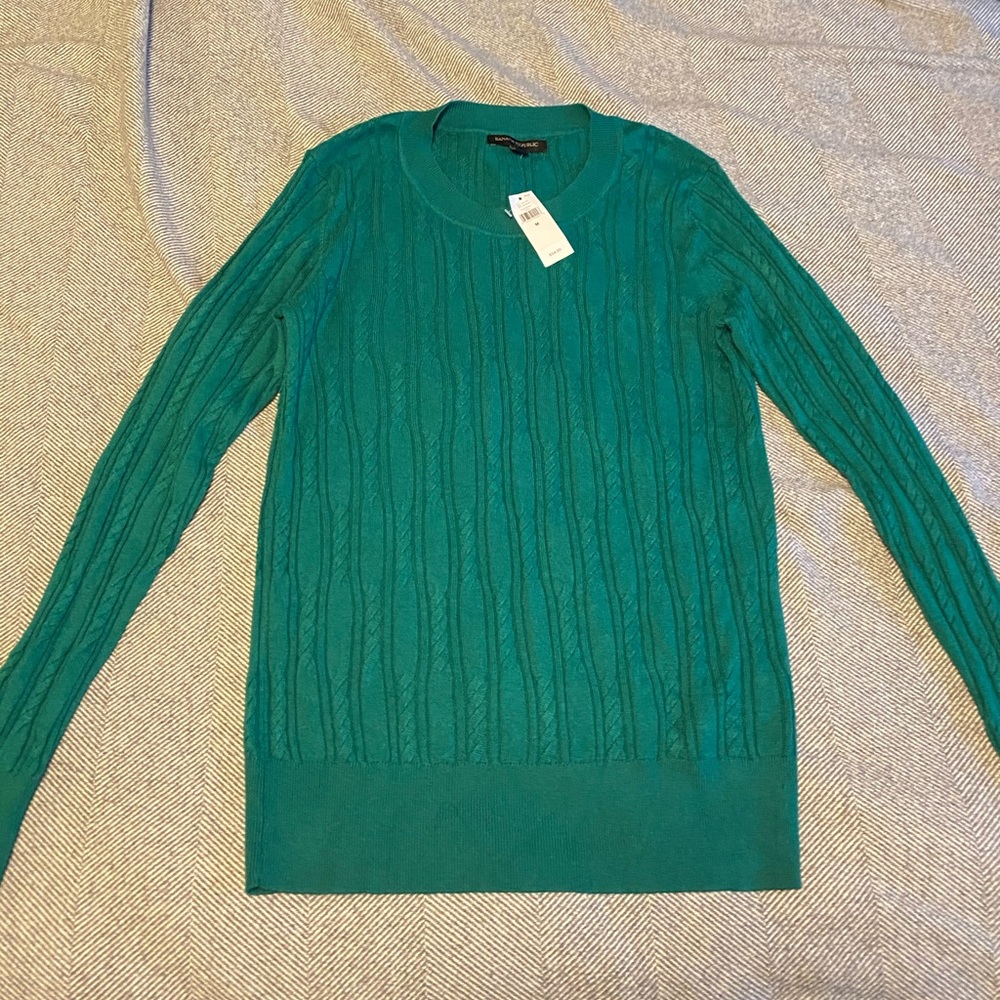Banana Republic sweater NWT
